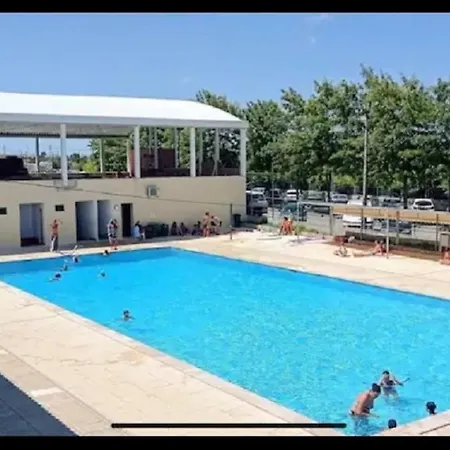 Residencial T2 No Parque مكان تخييم