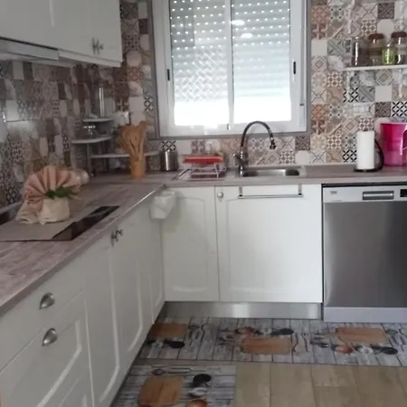 Residencial T2 No Parque مكان تخييم